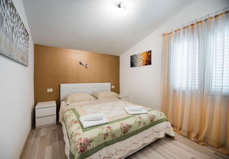 Apartments Care Donji Okrug  المظهر الخارجي الصورة